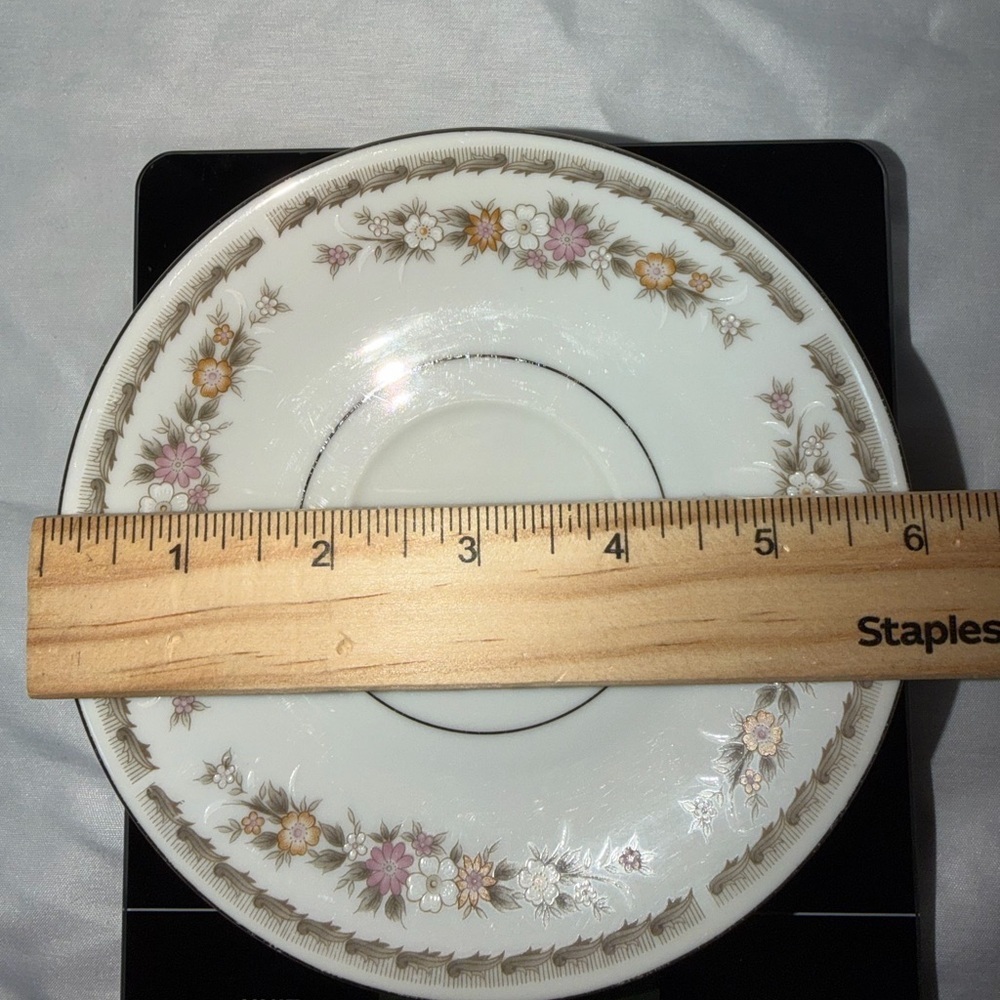 Crescent White and Pink Floral Dinnerware Set - Picture 6 of 7